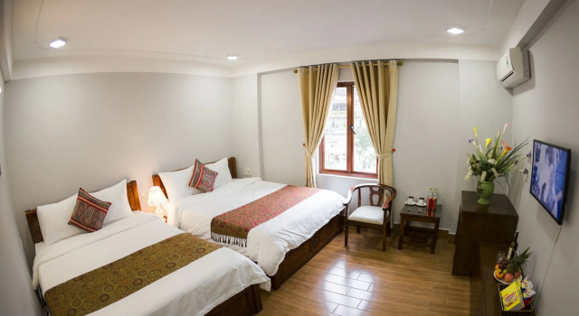 Camellia Sapa Hotel, Забронировать Отель Шапа Лаокай, рядом с Рынок Сапа