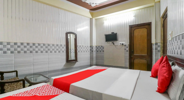 OYO 48507 Hotel Gayatri Delux, Rezervovat Hotel Haridvár Uttarakhand