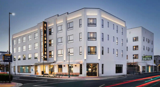 El Capitan Hotel, Book Hotel Merced Californien