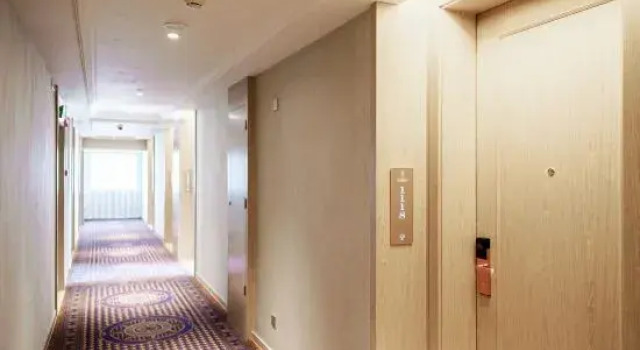 Vienna International Hotel (Changsha Zhounan Middle School Xiufengshan Subway Station)