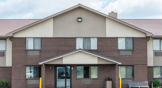Red Roof Inn Greensburg, Prenota Hotel Greensburg 