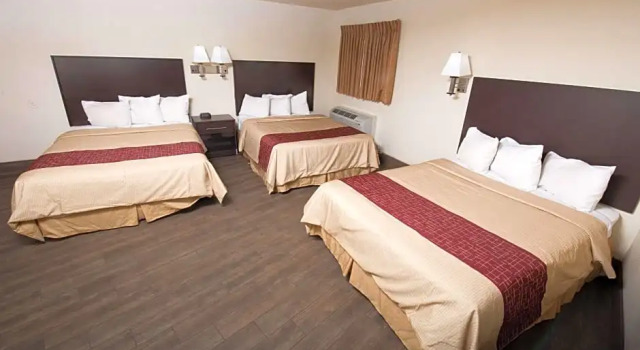 Standard Sechser Zimmer Baymont by Wyndham Kingman