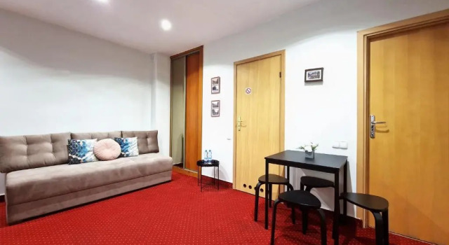 Апартаменты Helvetia Plus B&B - PRIVATE ROOMS and APARTMENTS