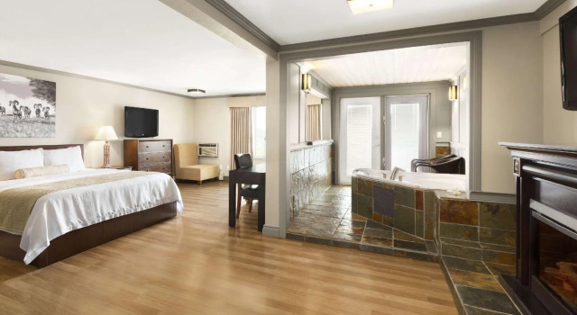 Standard double chambre Days Inn by Wyndham Golden