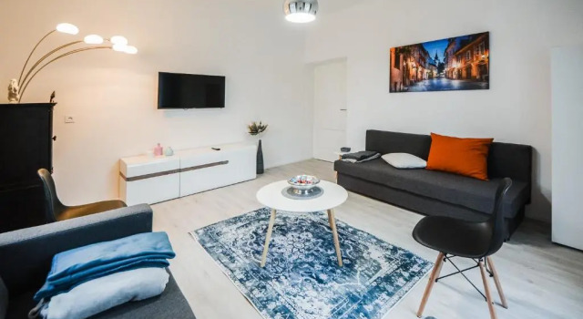 Kavon Apartments