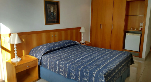 Copacabana Mar Hotel, Забронировать Отель Отели Рио-де-Жанейро с парковкой, рядом с Casa &amp; Gourmet Shopping, Парковка