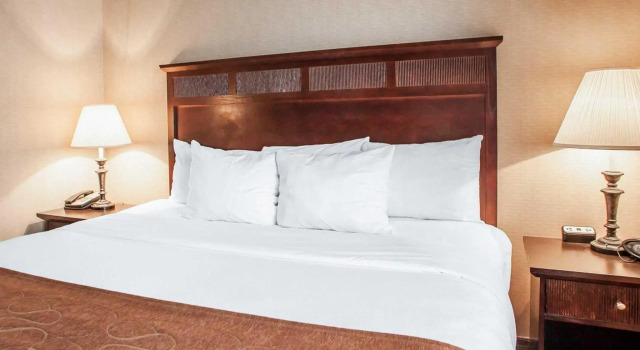 Номер Standard Holiday Inn Express & Suites Milwaukee NW - Park Place by IHG