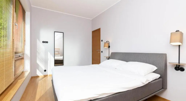Self-check-in spacious 1 bedroom apartment with free parking, Rezervovat Apartmán Hotely v Harjumaa s parkováním, Parkování