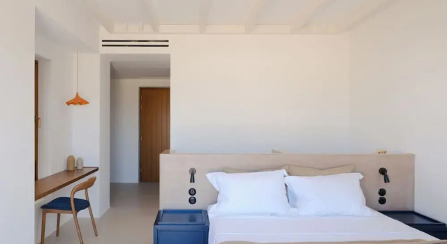 ROOTS Nature Living Milos, Book Hotel Hotels in Milos with a Pool, Swimming Pool