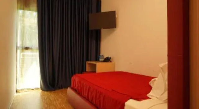 Valmarana Morosini Hotel, Забронировать Отель Альтавилла-Вичентина Венето