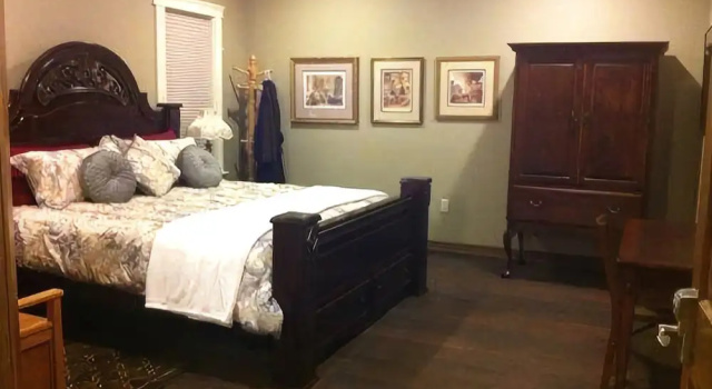 Noble House Suites, Book Hotel Grand Forks Thompson Okanagan