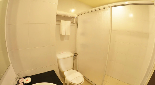 Номер Standard Hotel Sentral Seaview @ ​Beachfront