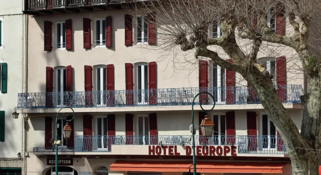 Hotel De lEurope, Забронировать Отель Отели Lozère с завтраком, Завтраки