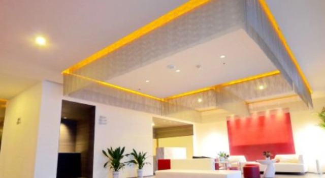 Jinjiang Inn Wuhan Guanggu Avenue Lingjie Road Branch, Prenota Hotel Wuhan Hubei
