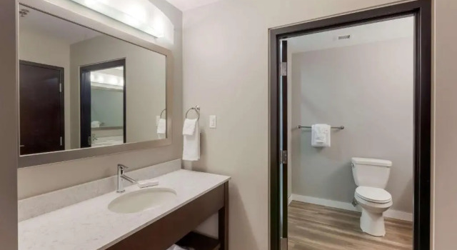 Люкс Best Western Premier Northwood Hotel