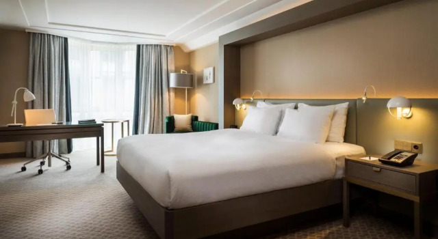 Двухместный номер семейный Executive Hilton Vienna Plaza