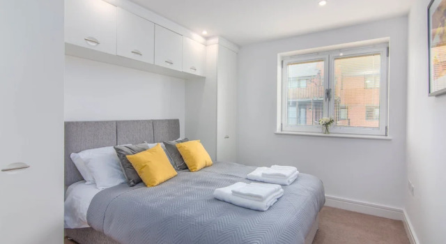 Executive Stansted Airport Apartment, Забронировать Апартаменты/квартира Отели в центре Бишопс-Сторфорд, в центре