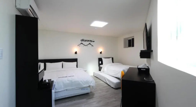 Трёхместный номер Deluxe EKonomy Hotel Incheon Bupyeong Branch