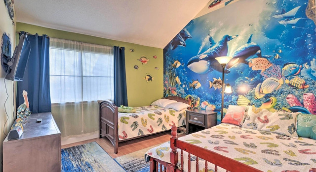 1 Block to Shore: Family Condo in Myrtle Beach!