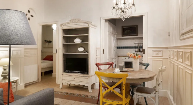 Апартаменты Цокольный этаж c 1 комнатой Palace Gracia Nextdoor