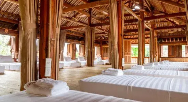 Кровать в общем номере Anans Home Ha Giang - Tours & Motorbike Rental