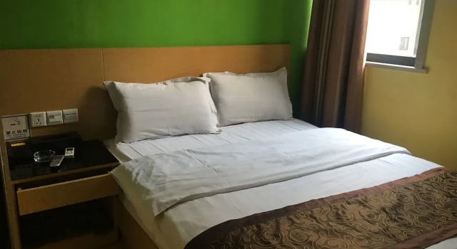 Victory hotel