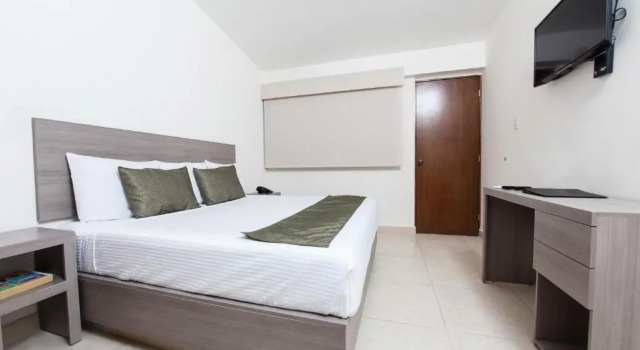 Номер Standard Hotel La Riviera