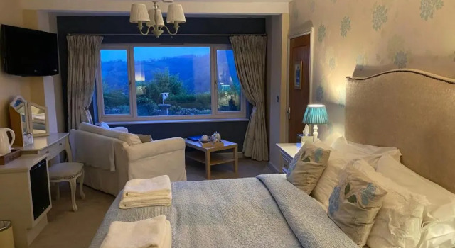 Suite The Gables Bed & Breakfast
