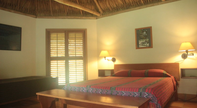 Tanager RainForest Lodge, Buchen Sie Hotel Big Falls 