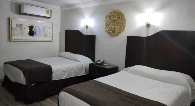 Los Cedros Hotel Inn Chihuahua, Boek Hotel Hotels in Chihuahua met ontbijt, Ontbijt
