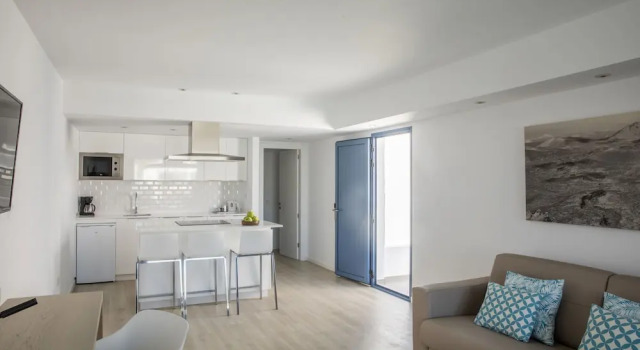 Номер Standard c 1 комнатой с балконом Oasis Lanz Beach Mate
