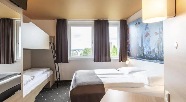 Семейный номер Standard B&B Hotel Landshut