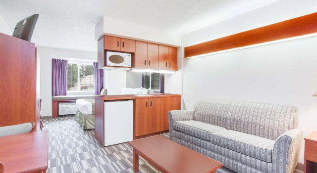 Люкс Microtel Inn & Suites by Wyndham Olean