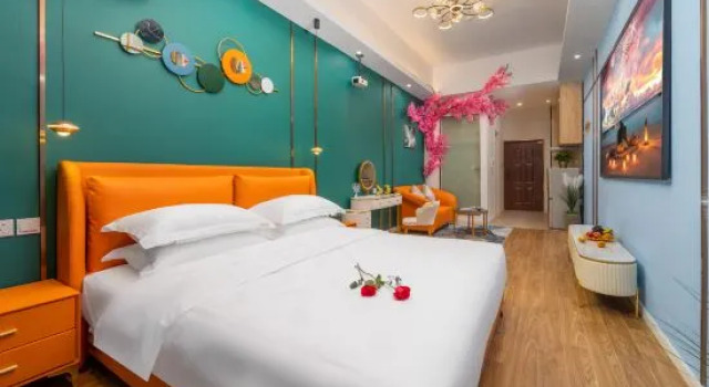 Люкс Deluxe Weixuansi Hotel (Guilin Wuyue Plaza)