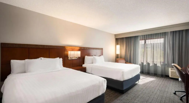 Четырёхместный номер Standard Sonesta Select San Jose Airport