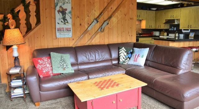 Cowlitz River Cabin, Забронировать Дом для отпуска Коттеджи Паквуд, Коттедж