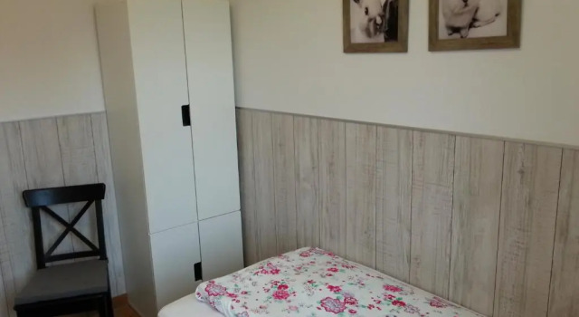 Ferienhaus Eichhörnchen, Buchen Sie Hotel Oberlangen 