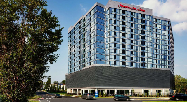 Номер Standard Hampton Inn & Suites Teaneck/Glenpointe