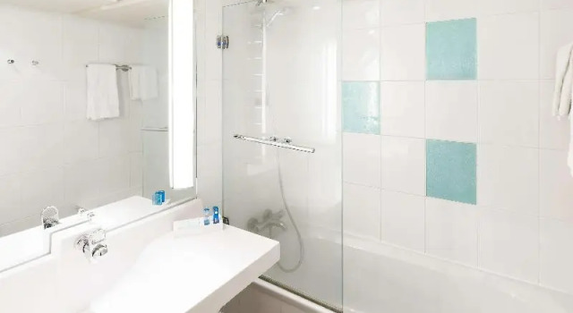 Двухместный люкс Novotel Avignon Nord