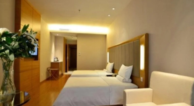 Ji Hotel Zhengzhou Jianshe Road, Rezervovat Hotel Zhongyuan District 