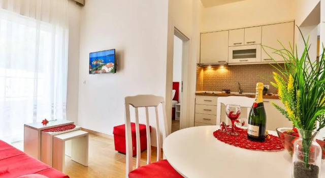 Апартаменты Цокольный этаж Apartments Royal Lux