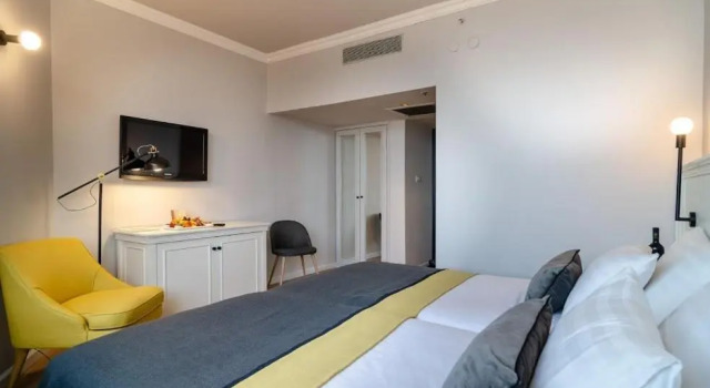 Номер Classic Royal Plaza Hotel