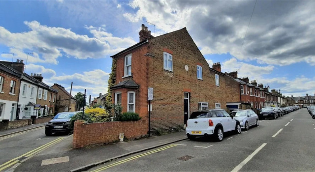 Windsor centre 3 bed terrace house sleep 6