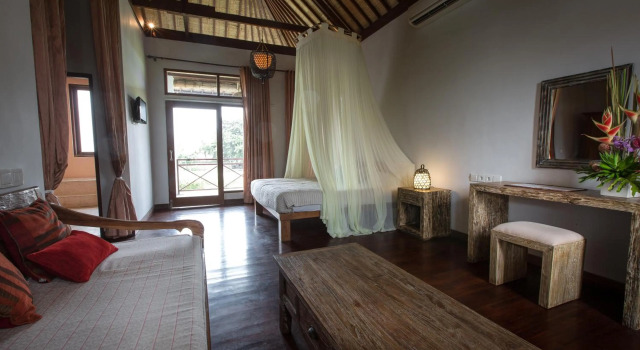 Ecosfera Hotel