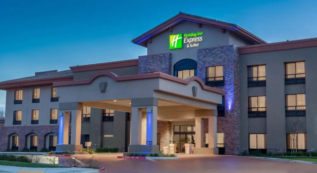 Holiday Inn Express Hotel & Suites Atascadero by IHG, Забронировать Отель Атаскадеро Paso Robles Wine Country
