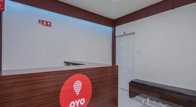 OYO 16152 Home Away Home