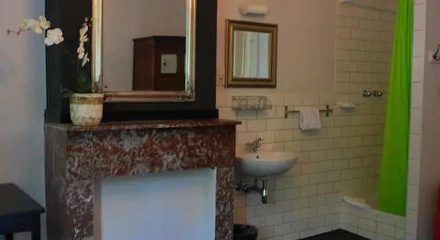 Номер Luxury Hotel1875