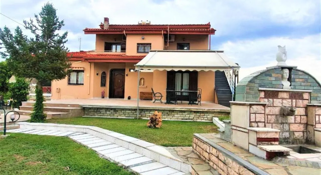 Апартаменты Alesta Apartment