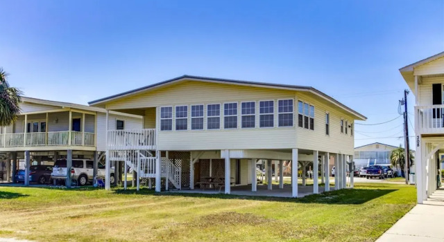 Garden City Beach House Escape!