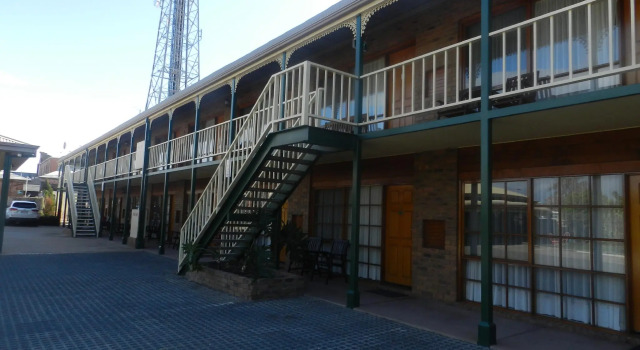 Travellers Rest Motor Inn Swan Hill, Buchen Sie Gasthaus Motels in Murray River, Motel